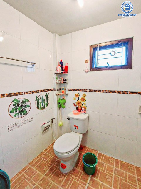 *****บ้านแฝดมือสองย่านกรุงเทพฯ ม.เต็มสิริเพลส ประชาร่วมใจ-มิตรไมตรี เนื้อที่มากถึง 35.6 ตร.ว. ฟังก์ชัน 3 ห้องนอน 2 ห้องน้ำ 2 ที่จอดรถ แถมฟรี! 2 เครื่องปรับอากาศ บ้านสภาพดี บนทำเลดี เชื่อมต่อถนนมิตรไมตรี, ถนนประชาร่วมใจ, ถนนเลียบวารี, ถนนราษฎร์อุทิศ จองเลย!